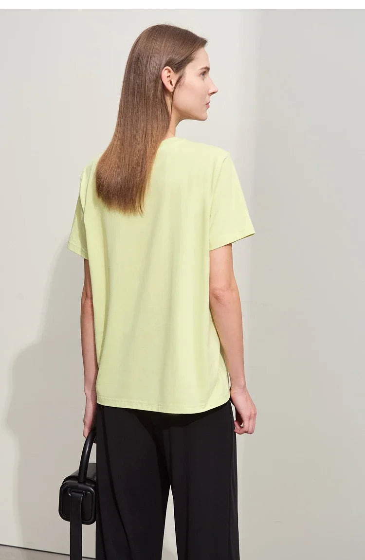 Damen T-Shirt im Minimalismus-Stil mit O-Ausschnitt und Stickerei