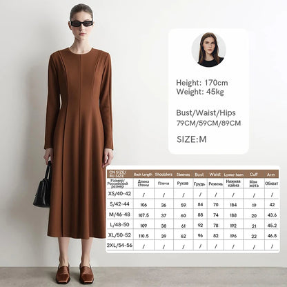 Elegantes Tailliertes Kleid Mit Stretch Für Bürodamen