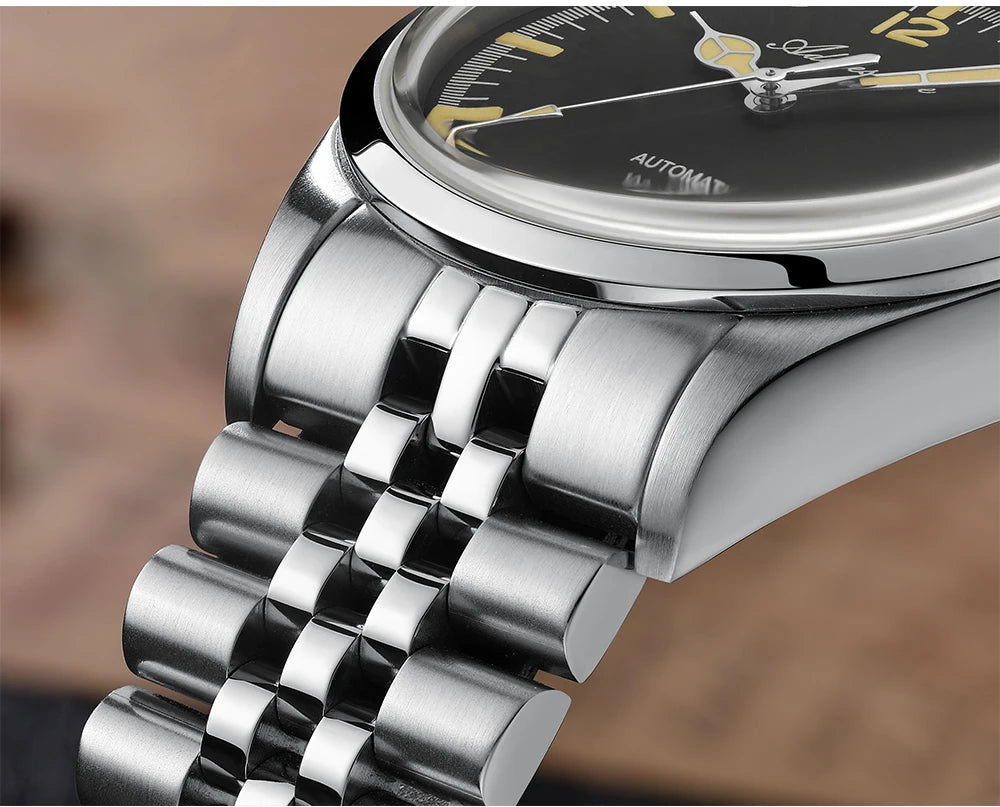 Herren-Automatikuhr mit Jubilee-Armband und Kalenderanzeige