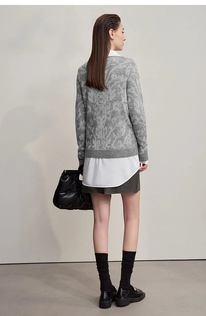 Grauer Damenpullover mit Langarm, Jacquard-Strickmuster und geripptem Bündchen am Saum