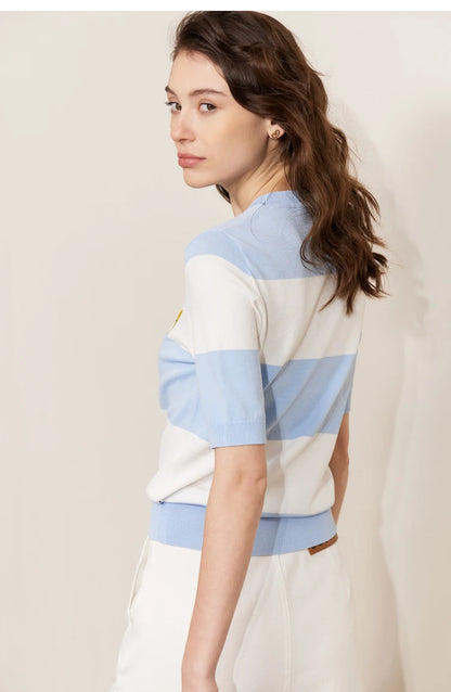 Damen Sommer-T-Shirt im Minimalismus-Stil mit gestreiftem Lächeln-Gesicht