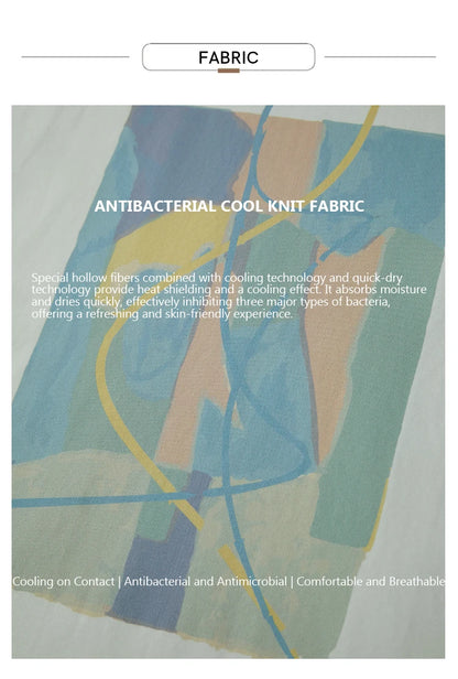 Damen T-Shirt im minimalistischen Design mit unregelmäßigem Schnitt und abstraktem Druck