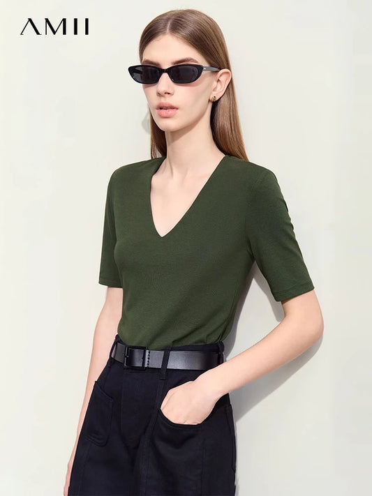 Damen T-Shirt im Minimalismus-Stil mit V-Ausschnitt und halben Ärmeln