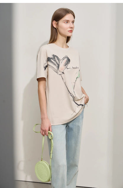 Damen T-Shirt im Minimalismus-Stil mit O-Neck und coolen Ink-Art Print