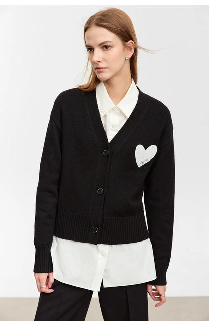 Damen-Strickjacke V-Ausschnitt Wollstickerei locker romantisch Winter