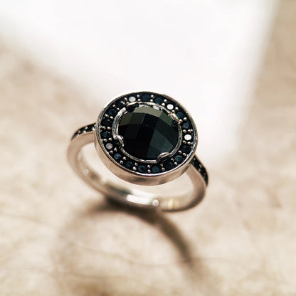 Damen-Ring Luna schwarz Solitär glamourös aus Sterlingsilber