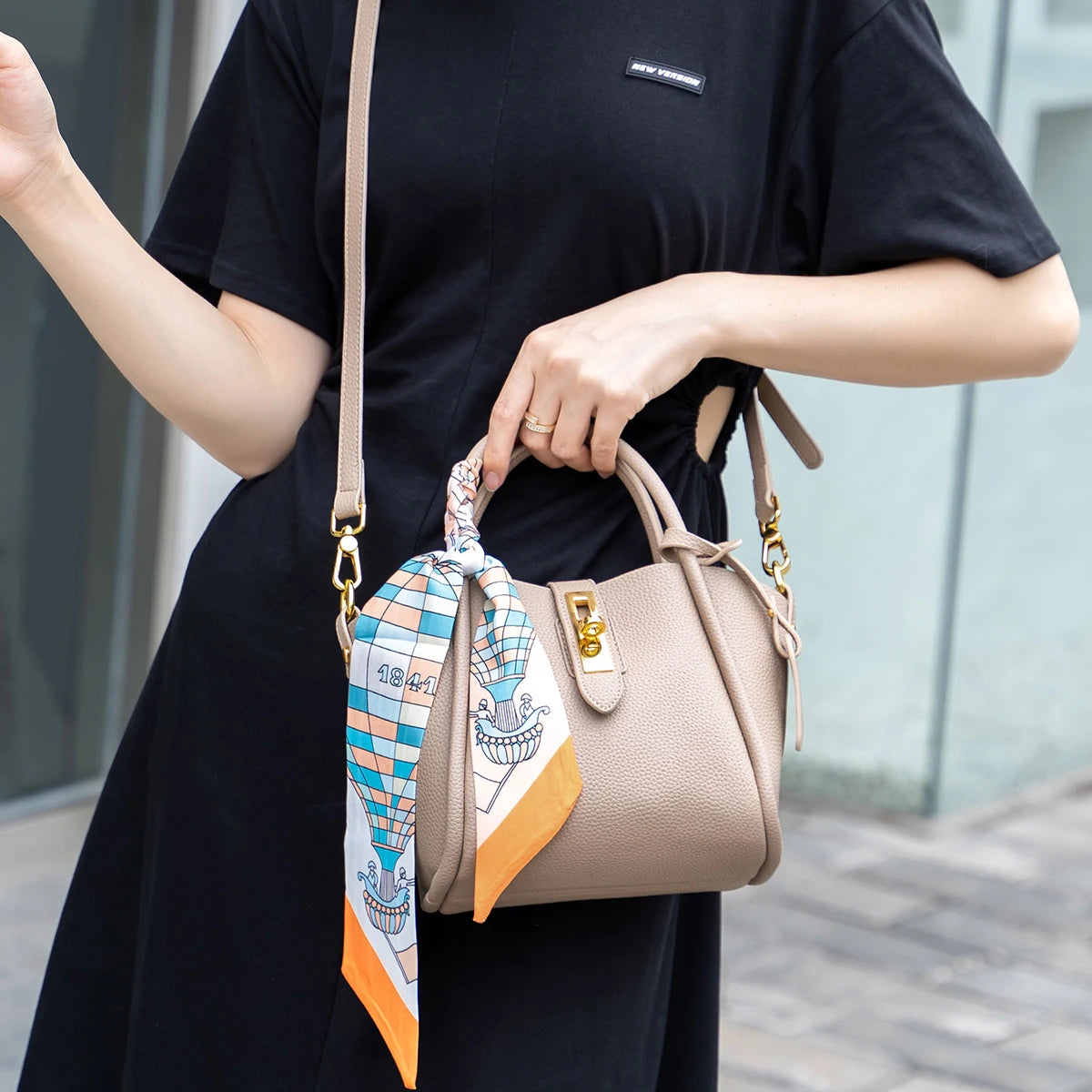 Damen Handtasche aus Split-Leder im Crossbody-Stil Luxus