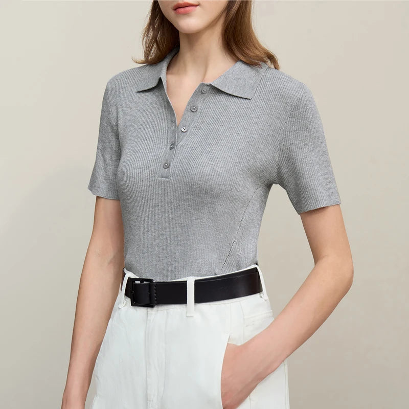 Damenpullover mit Polokragen und Knopfleiste, kurzarm, grauer Strick
