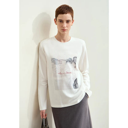 Damen T-Shirt im Minimalismus-Stil mit Kunstdruck und Stickerei für den Herbst