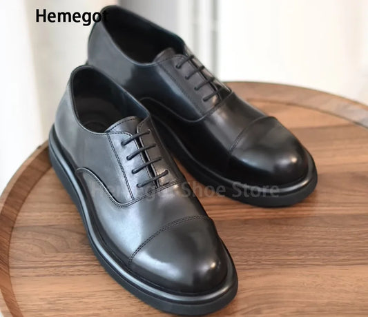 Herren-Schnürschuhe aus Leder in Schwarz/Kaffee – elegant & strapazierfähig