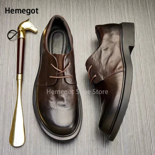 Herren-Board-Sneaker, dunkelbraunes Leder, Schnürschuhe, breite Sohle, Detailansicht
