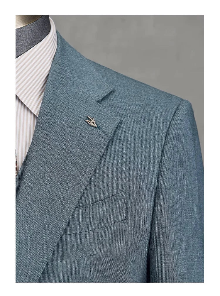 Eleganter Herrenanzug in Blau, einreihig mit Weste und Hose – 3-teiliges Slim-Fit-Set für Hochzeit oder Freizeit.