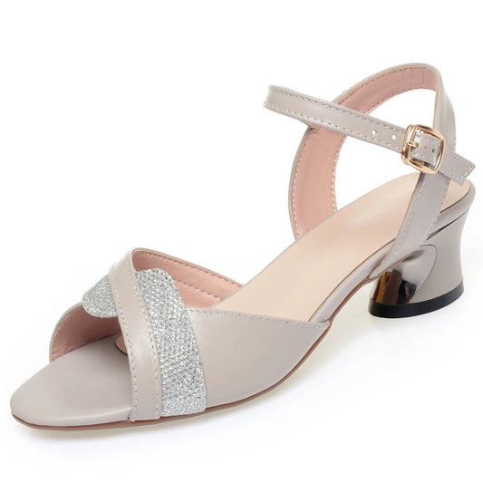 AIYUQI 2025, neue Damensandalen, Sommer-Damenschuhe mit seitlicher Öffnung und mittlerem Absatz, große Studentensandalen mit einem Riemen, weiblich