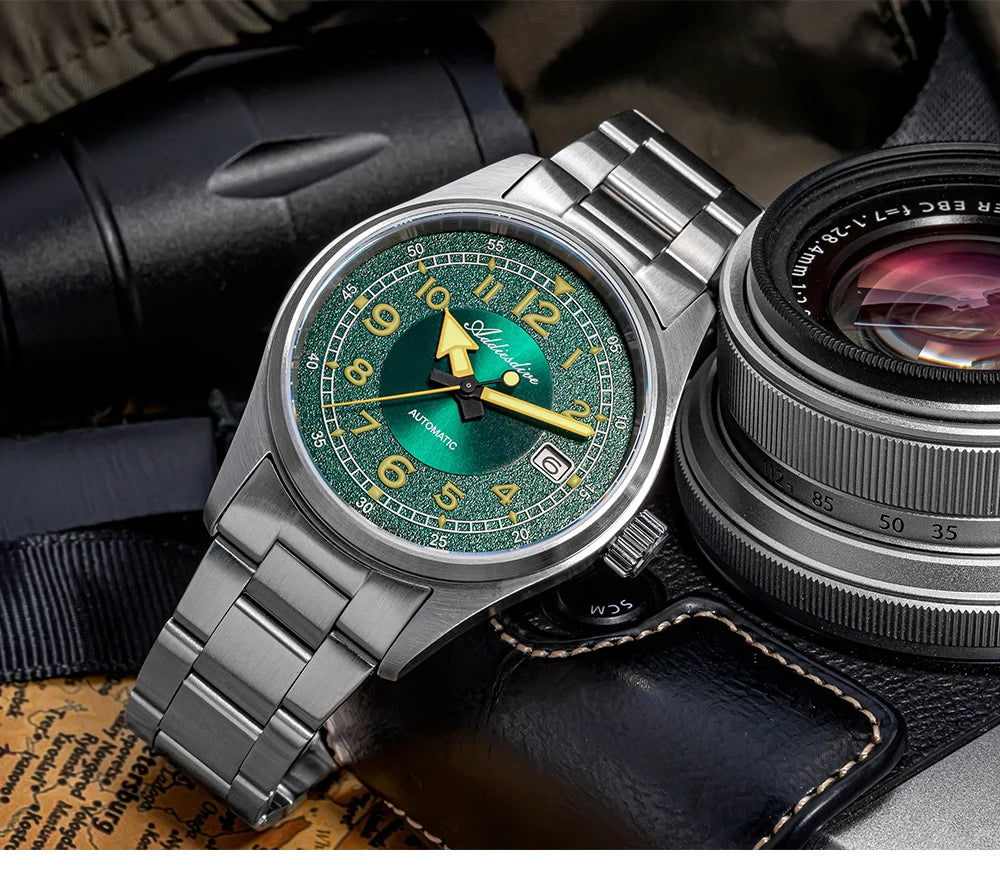 Herren-Vintage-Automatikuhr mit Sichtfenster und C3-Leuchtmasse