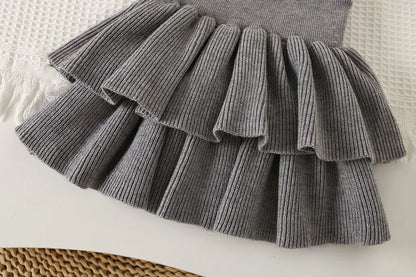 Mädchen Kleidungsset mit Bogen Druck Pullover und Faltenrock im 2-Teile Design