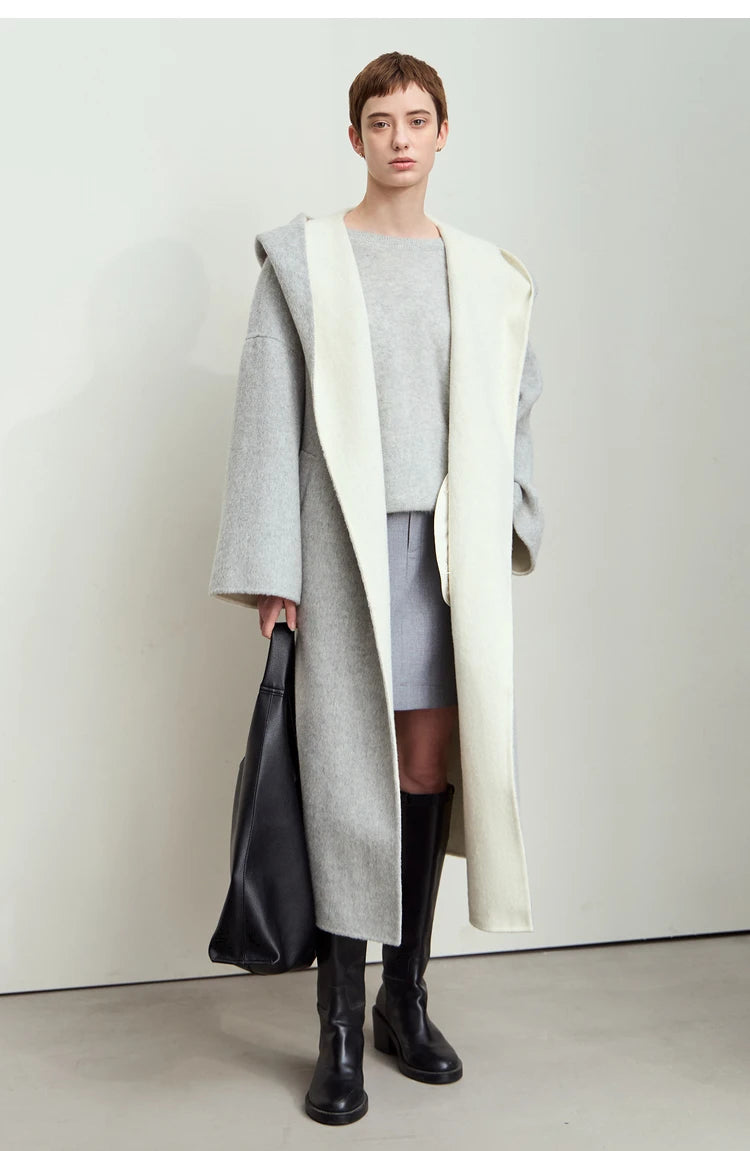 Damenpullover mit weichem Strick und Rundhalsausschnitt, schlichtes Design