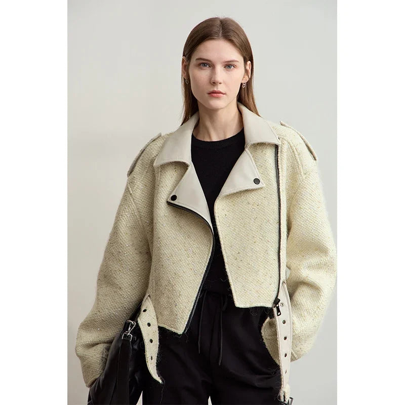 Damen Wollmantel im Minimalistischen Lokomotiv-Stil mit Gürtel und Schräge Knopfleiste
