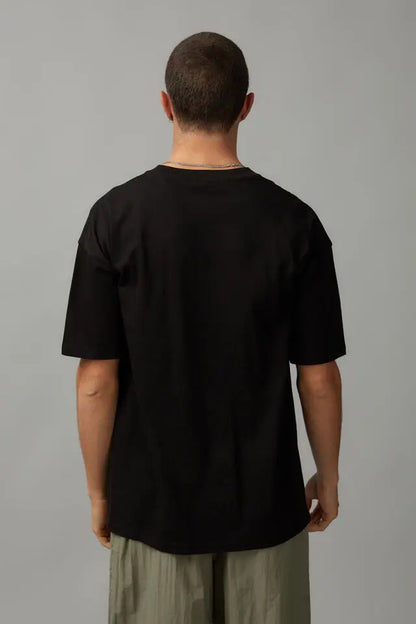 Herren Oversize T-Shirt aus 100 Prozent Baumwolle mit kurzer Armform
