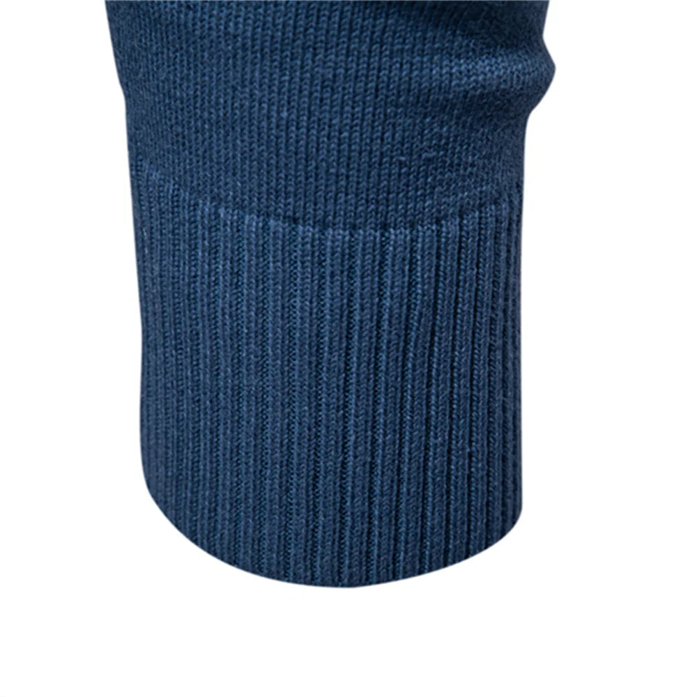 Herren Pullover aus massiver Baumwolle mit Rundhalsausschnitt und klassischem Design