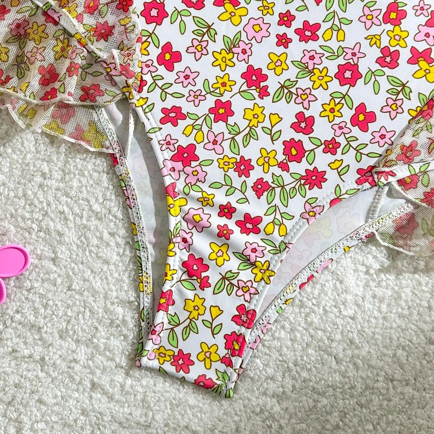 Bauchfreies Bikini-Set mit Push-up-Effekt und hohem Bund – ideal für Strand und Pool