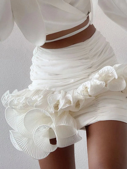 Ärmelloses Damen-Strickkleid mit Applikationen und Hohldesign – figurbetont und sexy für besondere Anlässe