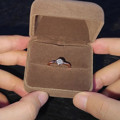 Damen-Schmuckset Halskette Ohrringe und Ring mit Moissanit