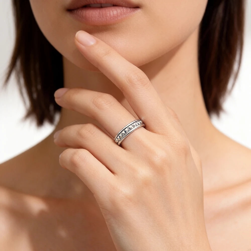 Damen-Ohrstecker Ring Punk aus Sterlingsilber