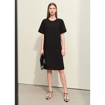 Luxuriöses Damen Midi Kleid Mit Quasten Und Gerader Schnitt