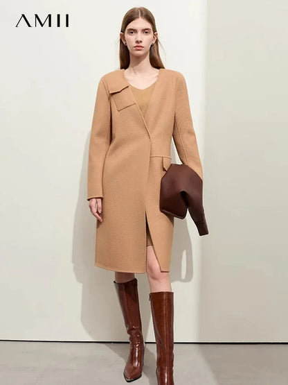 Damen Wollmantel im minimalistischen Design mit V-Ausschnitt und Taschen