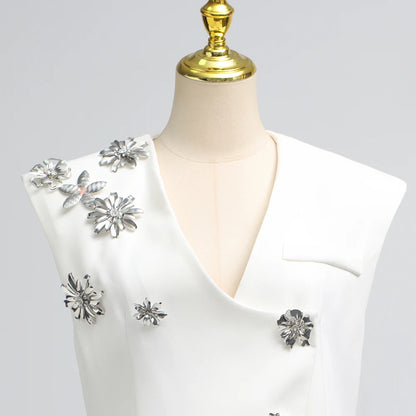 Elegantes Damenkleid mit Rundhalsausschnitt, kurzen Ärmeln und Pailletten-Patchwork-Design – ideal für besondere Anlässe.
