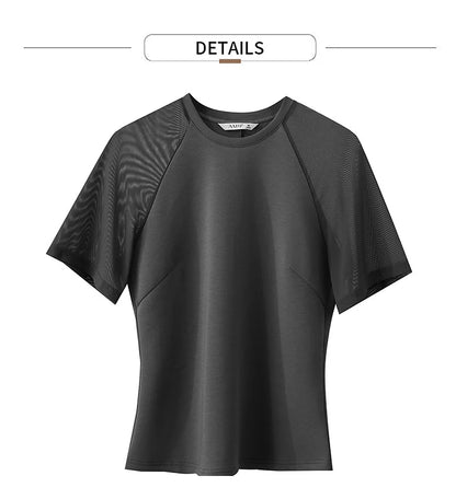 Damen Top im minimalistischen Stil mit O-Ausschnitt und schmaler Passform