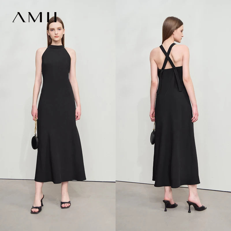 Stilvolles Langes Strickkleid Für Damen Mit Offenem Rücken