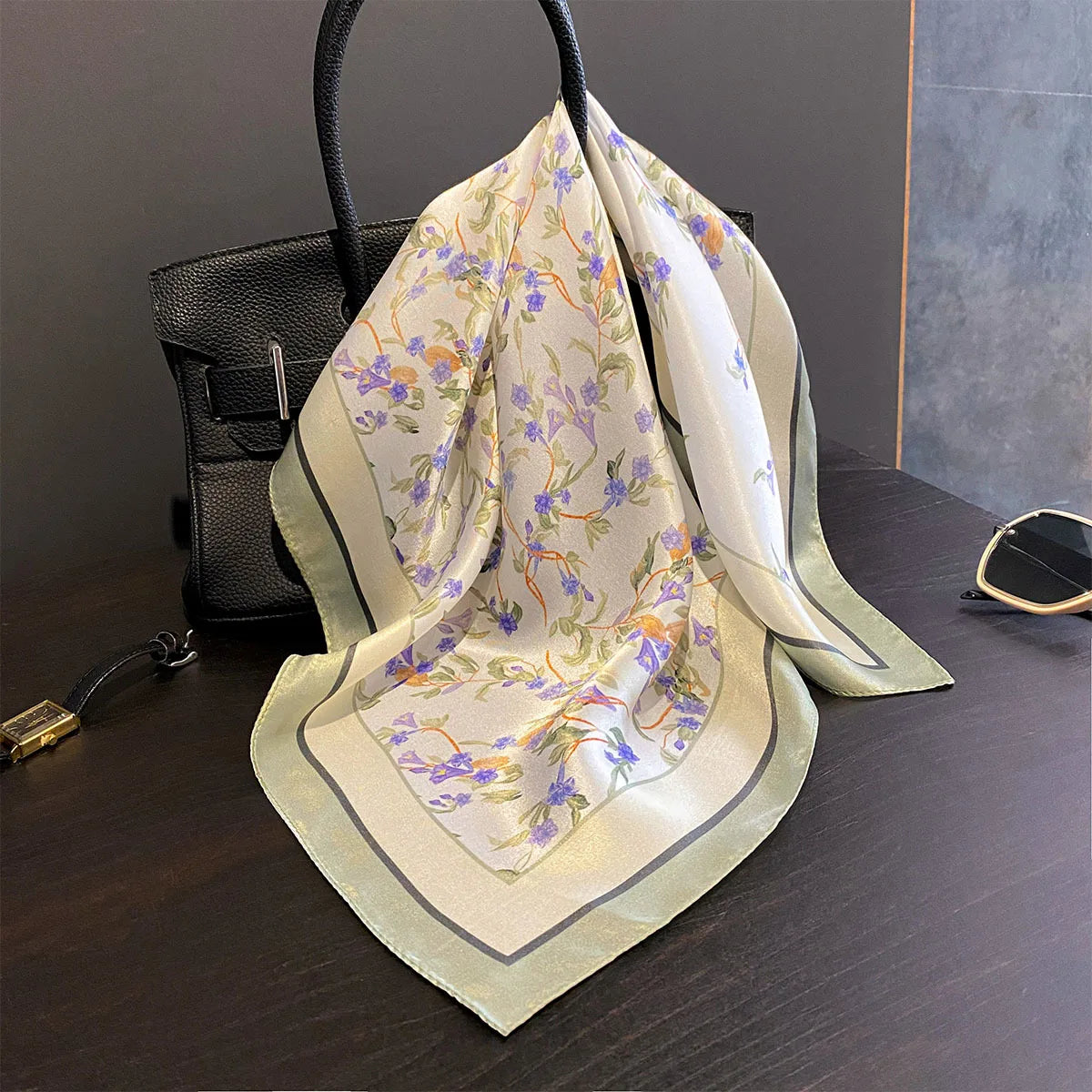 Damen Seidensatin Schal 53cm quadratisch Blumenprint Kopftuch Hijab Bandana F