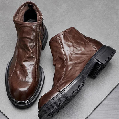 Herren-Chelsea-Boots aus Leder, braune Optik, seitlicher Reißverschluss, dicke Profilsohle, Riemen