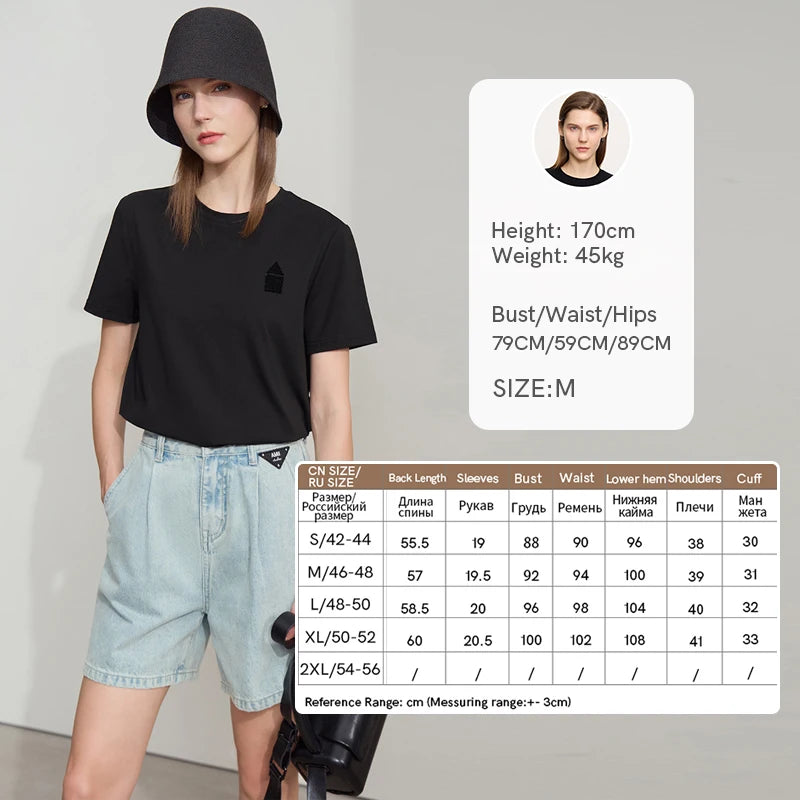 Damen T-Shirt aus Eisprozellan mit Rundhalsausschnitt und antibakteriellen Eigenschaften