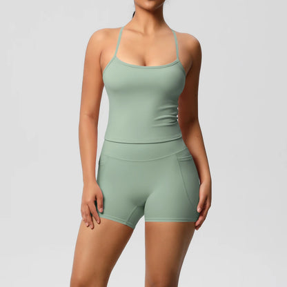 Damen Sportset: ärmelloses Top und Shorts, hellgrün, figurformend