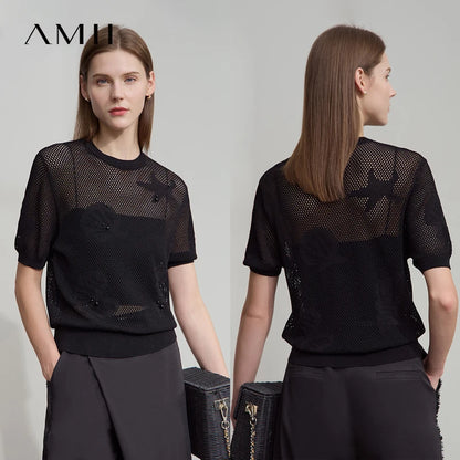 Damen Top im minimalistischen Ozean-Stil mit Perlenbesatz und durchbohrten Löchern