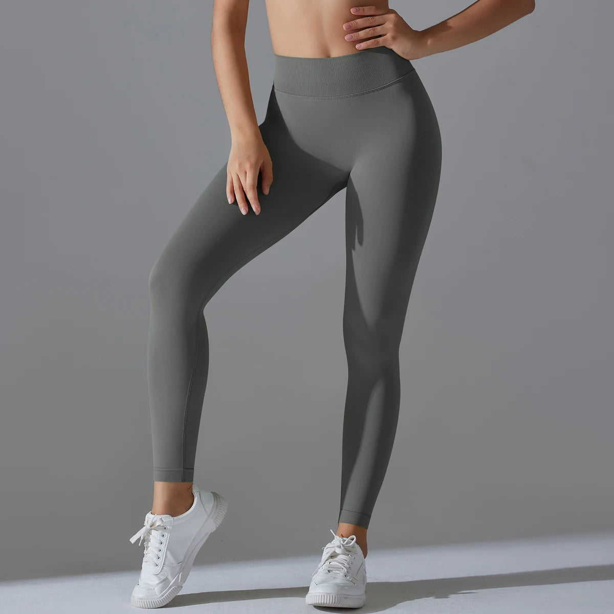 Nahtlose Yoga-Hose für Damen, hohe Taille, dunkelgrau, Bein-Detail in Front