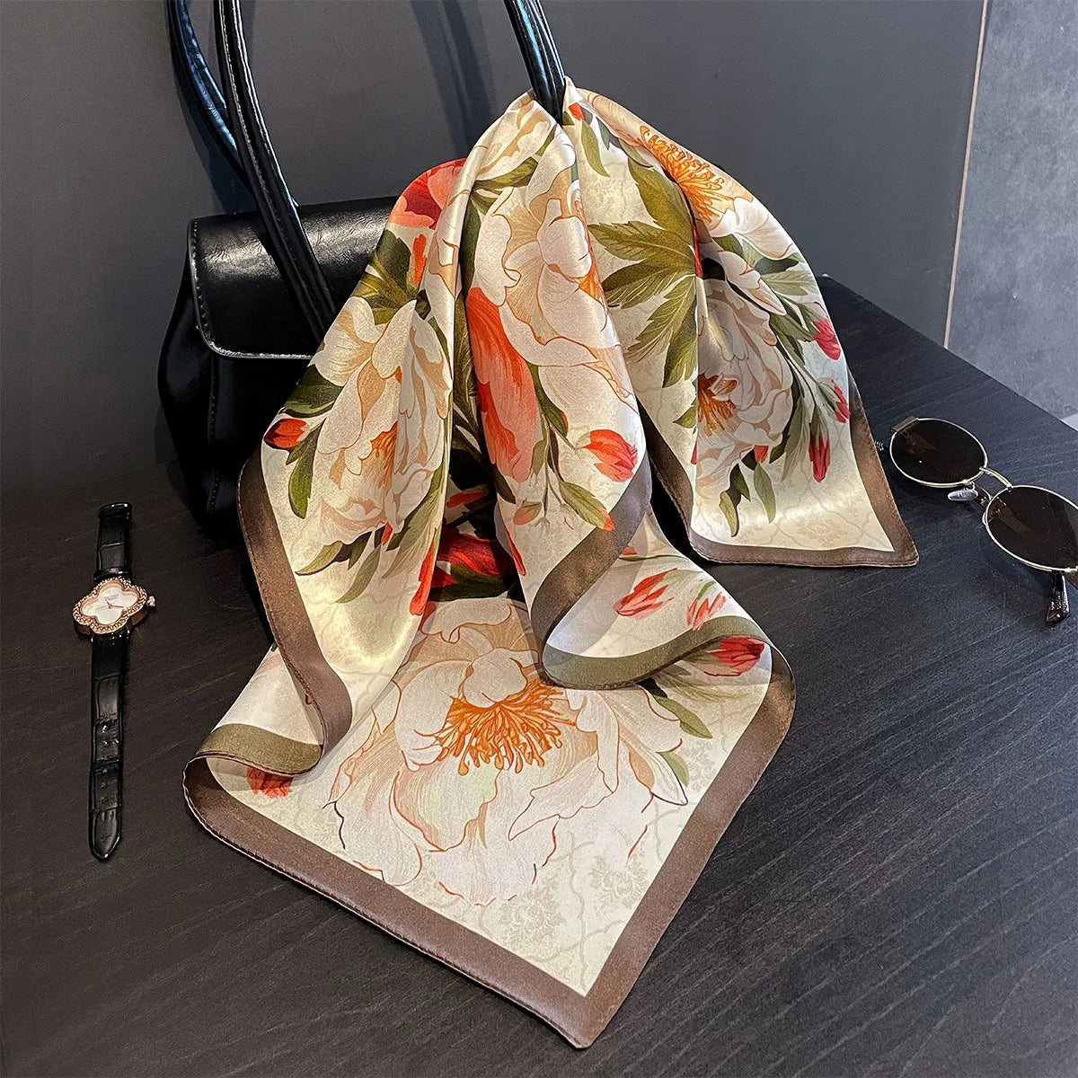 Damen Seidensatin Schal quadratisch Blumenprint Kopftuch Bandana Hijab Neu D
