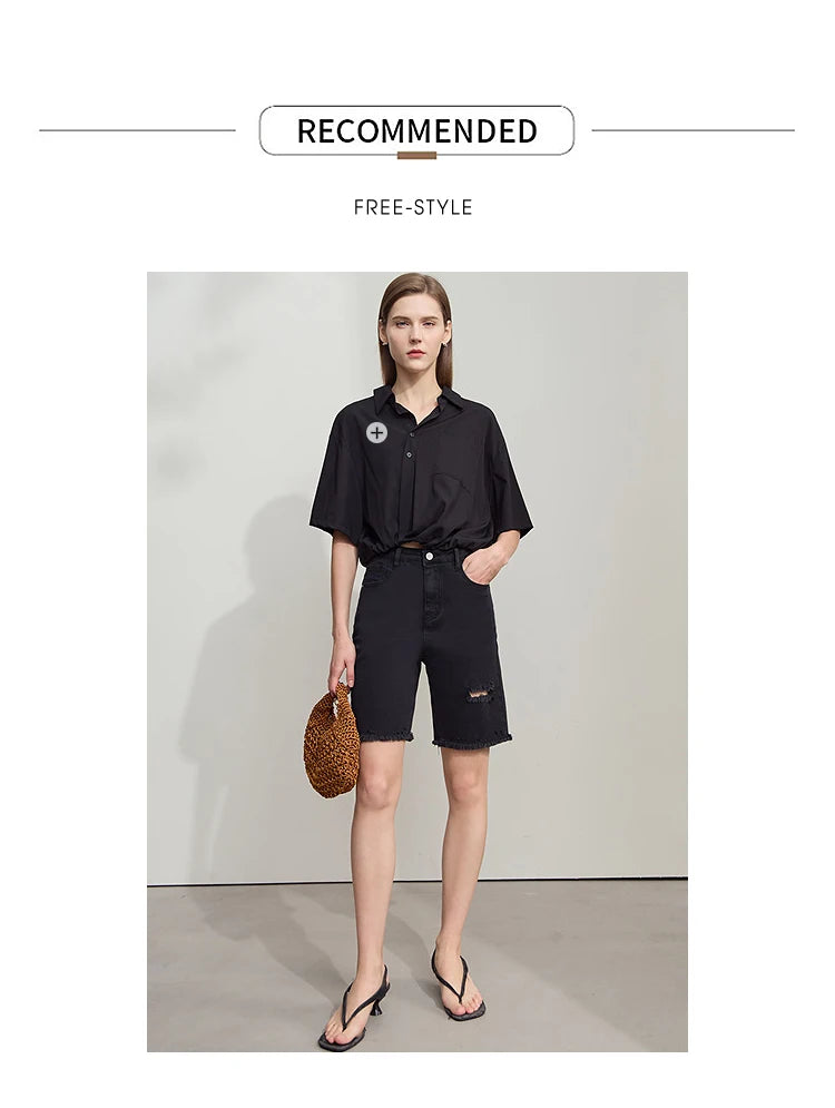 Damen Denim Shorts im minimalistischen Casual-Stil mit Zipper und Loch-Dekoration