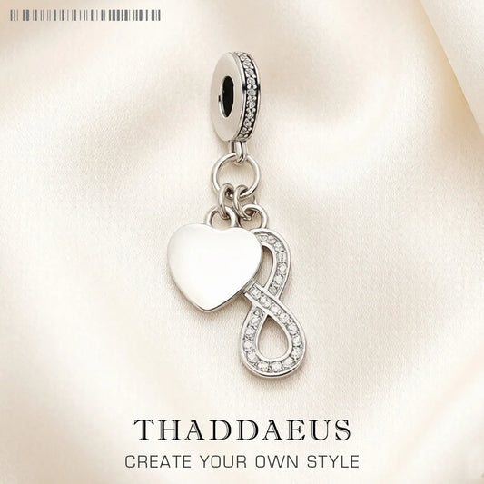 Herz-Unendlichkeits-Charm aus Sterlingsilber 925 mit funkelnden Zirkoniasteinen und Karabinerverschluss