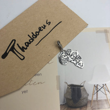 Afrikanischer Anhänger aus 925er Sterlingsilber mit Tier-Relief, kleine Öse
