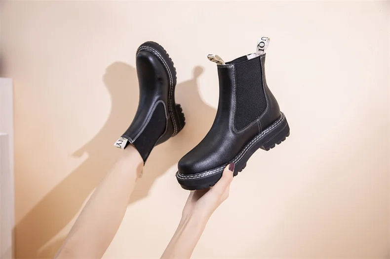 Women Winter Boots Sued Genuine Leather  New Fashion British Style Women Chelsea Boots Large Size 41　42　43 Female Ankle Boots