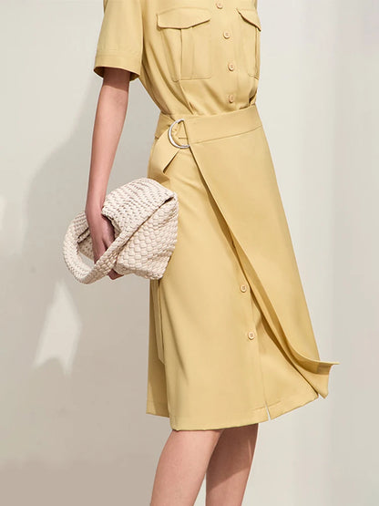 Elegantes Damen Kleid Im Safari Stil Mit Reverskragen