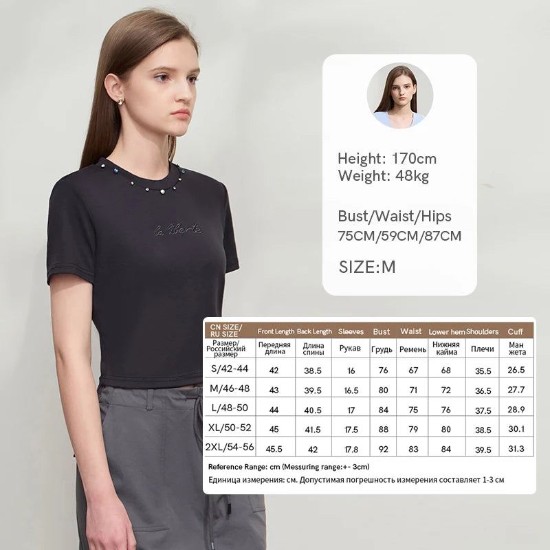 Damen Kurzarm T-Shirt im minimalistischen Design für den Sommer 2025