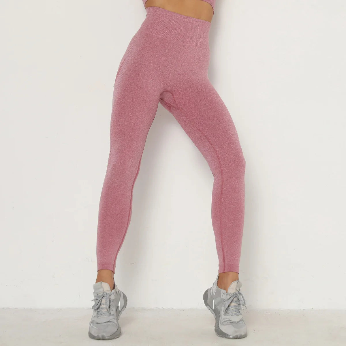 Nahtlose Yoga-Leggings in Rosé, hohe Taille, schmale Passform und cleanes Beinprofil