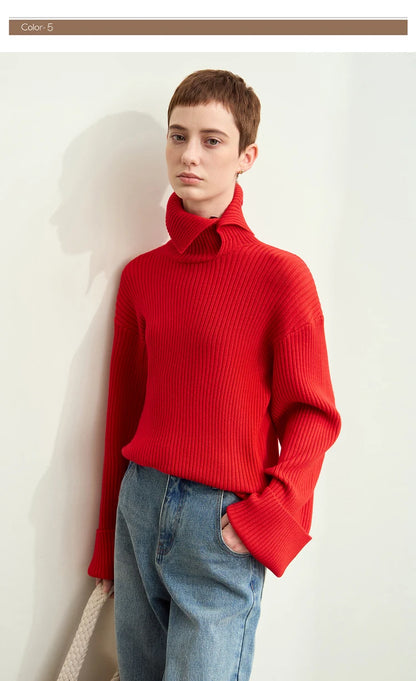 Roter Strickpullover mit lockerem Stehkragen, geripptem Muster und langen Ärmeln
