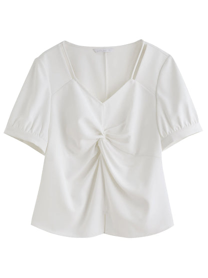 Kurzarm-Stricktop mit Puppenkragen für Damen in Plusgröße – modisch und elegant für den Sommer.