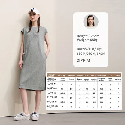 Bequemes Ärmelloses Damenkleid Aus Baumwolle Mit Taillierter Passform