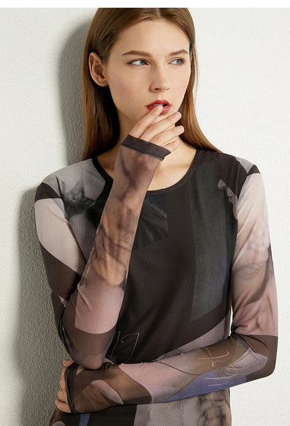Damen Langarm-T-Shirt im Minimalismus-Stil mit trendigem Netzdruck